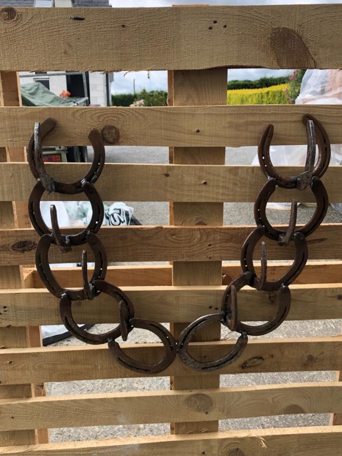 Horse Shoe Once Off Pieces - Image 3