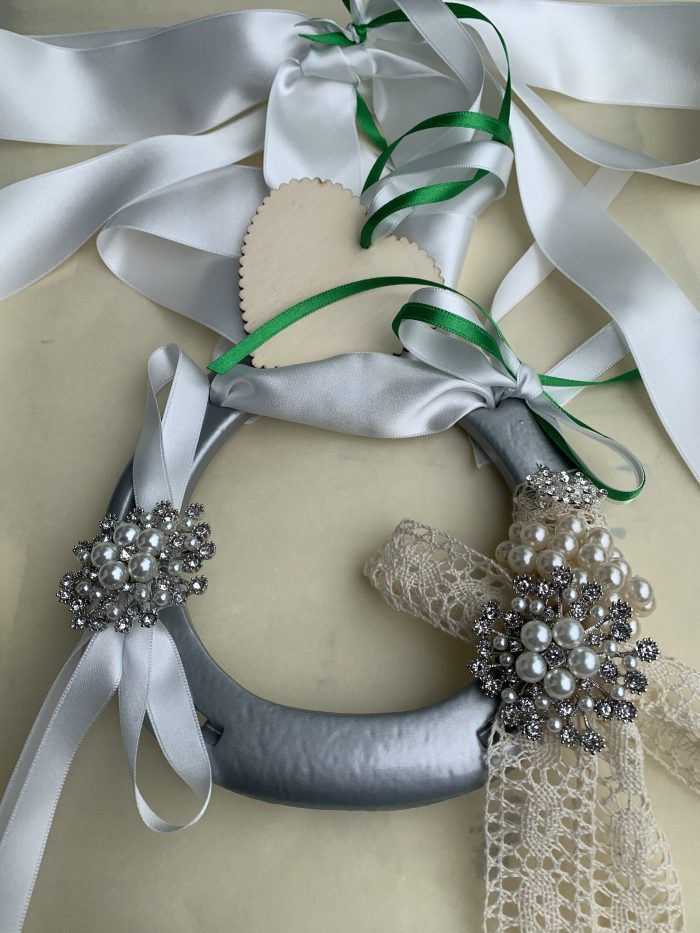 Traditional Silver Horse Shoe Wedding gifts - Image 2