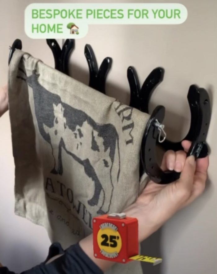Horse Shoe Towel Holder/ Tea towel Holder - Image 4