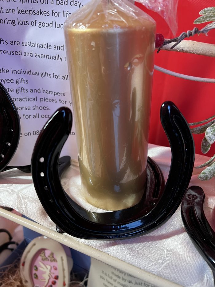 Candle holder Decor with horse shoes