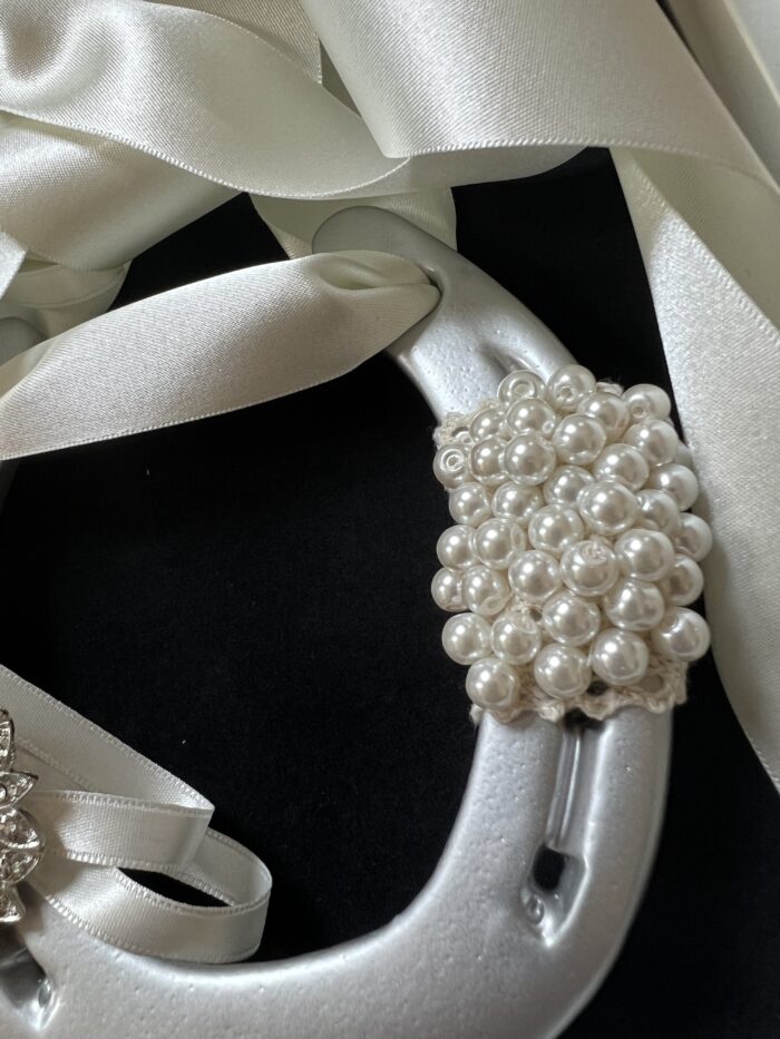 Wedding horse shoes, irish  wedding traditions - Image 4
