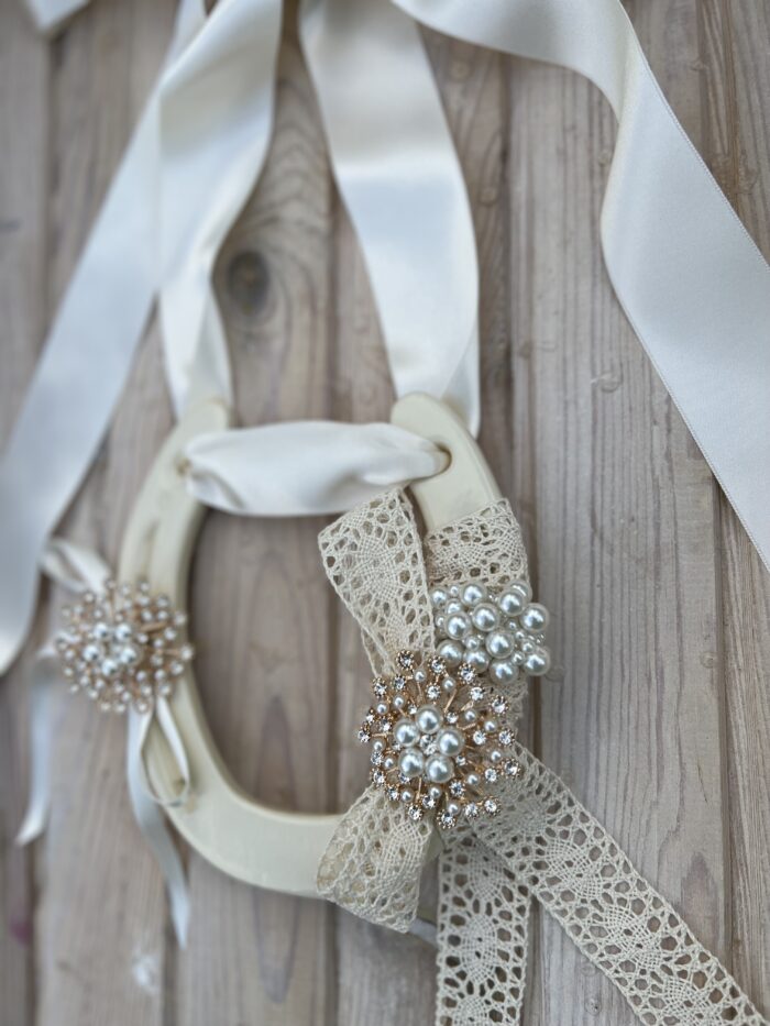 Traditional wedding horse shoe gifts - Image 6