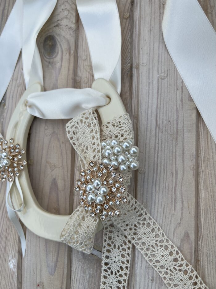 Traditional wedding horse shoe gifts - Image 3