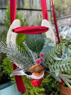 Christmas Robin and lucky horse shoe - Image 9