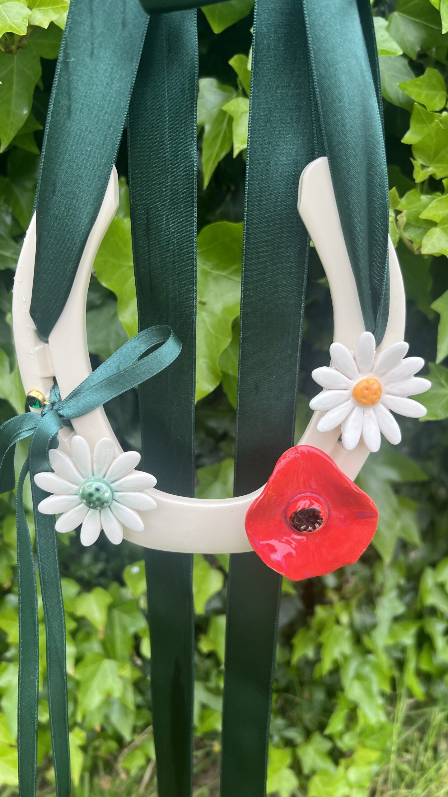 Blathanna and good luck irish horse shoe gifts and ceramic flowers - Image 8
