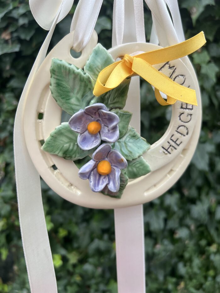 Irish Hedgerow and good luck horse shoe, ceramic flowers - Image 4