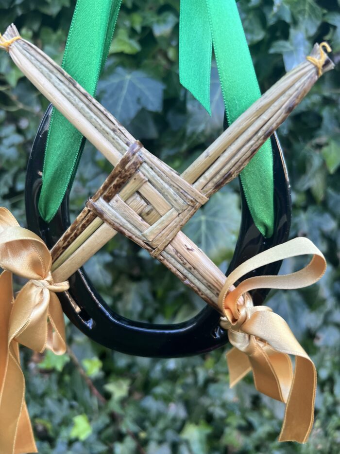 St Brigid’s Cross and Irish good Luck Horse Shoe , Crosog Brigde - Image 3