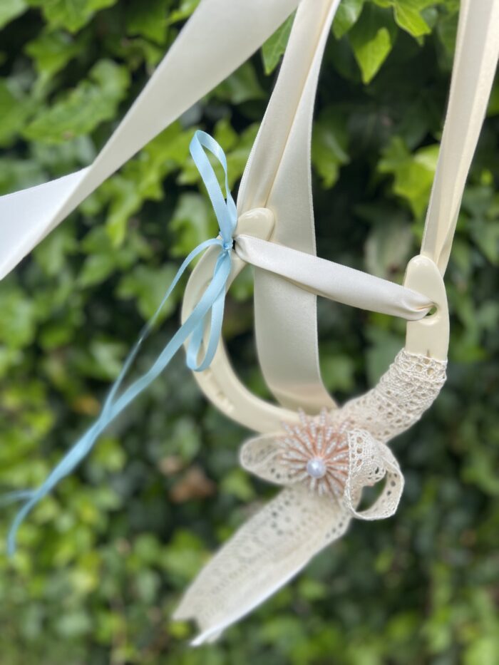 Wedding horse shoe with lace and sparkle - Image 7