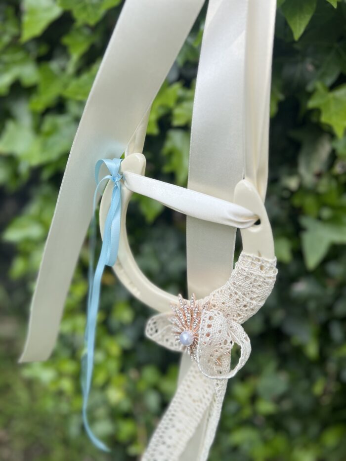Wedding horse shoe with lace and sparkle - Image 11
