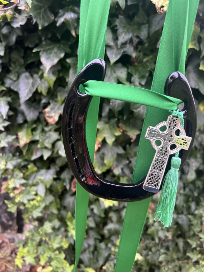 Irish Celtic Cross and irish lucky Horse Shoe - Image 7