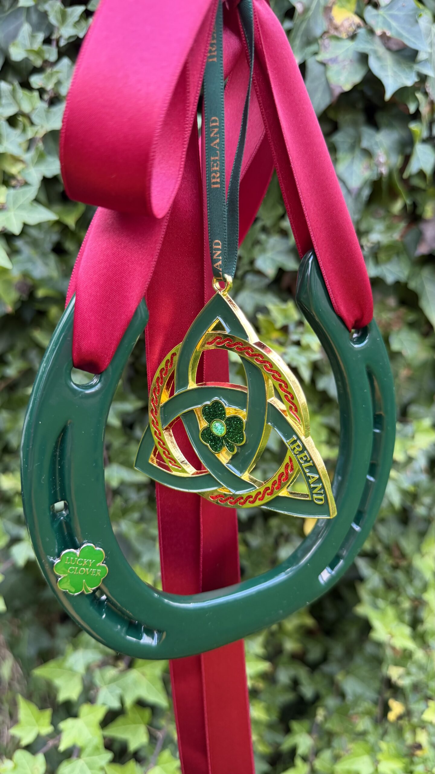 Trinity knot and lucky horse shoe - Image 2