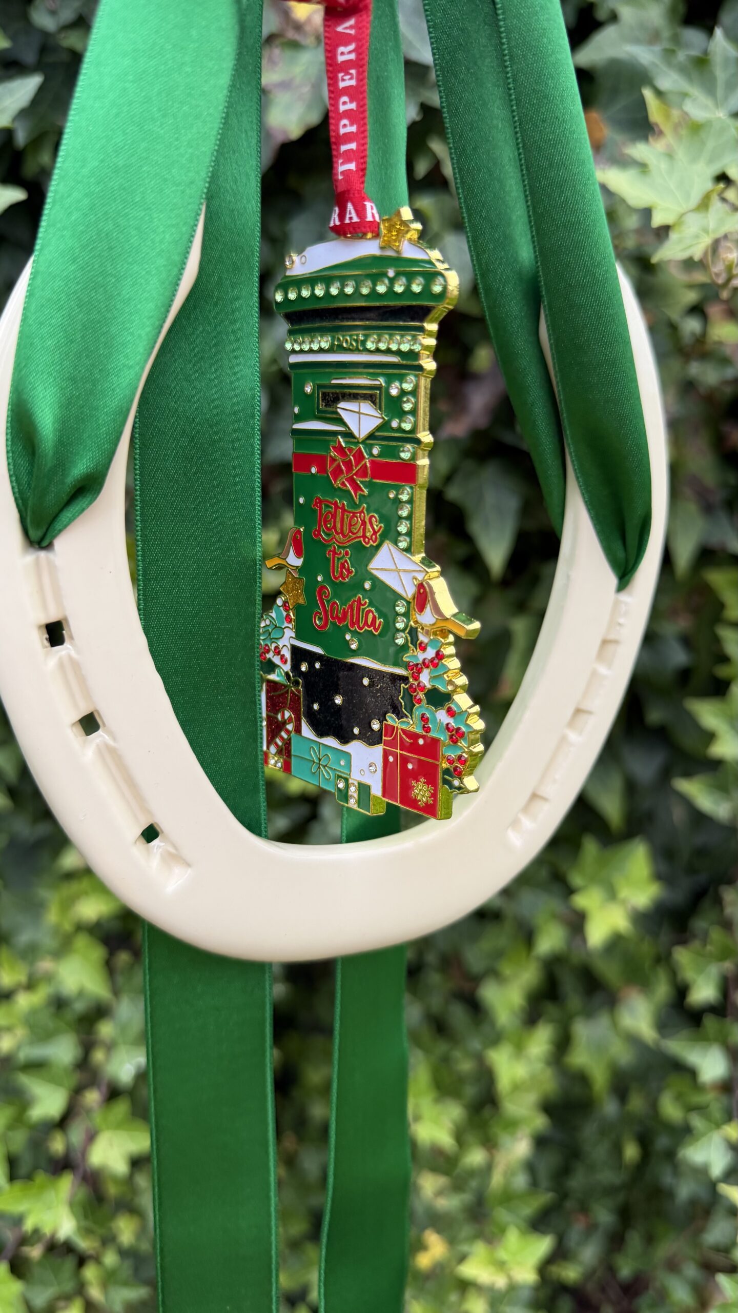 Post box and lucky Horse Shoe - Image 4